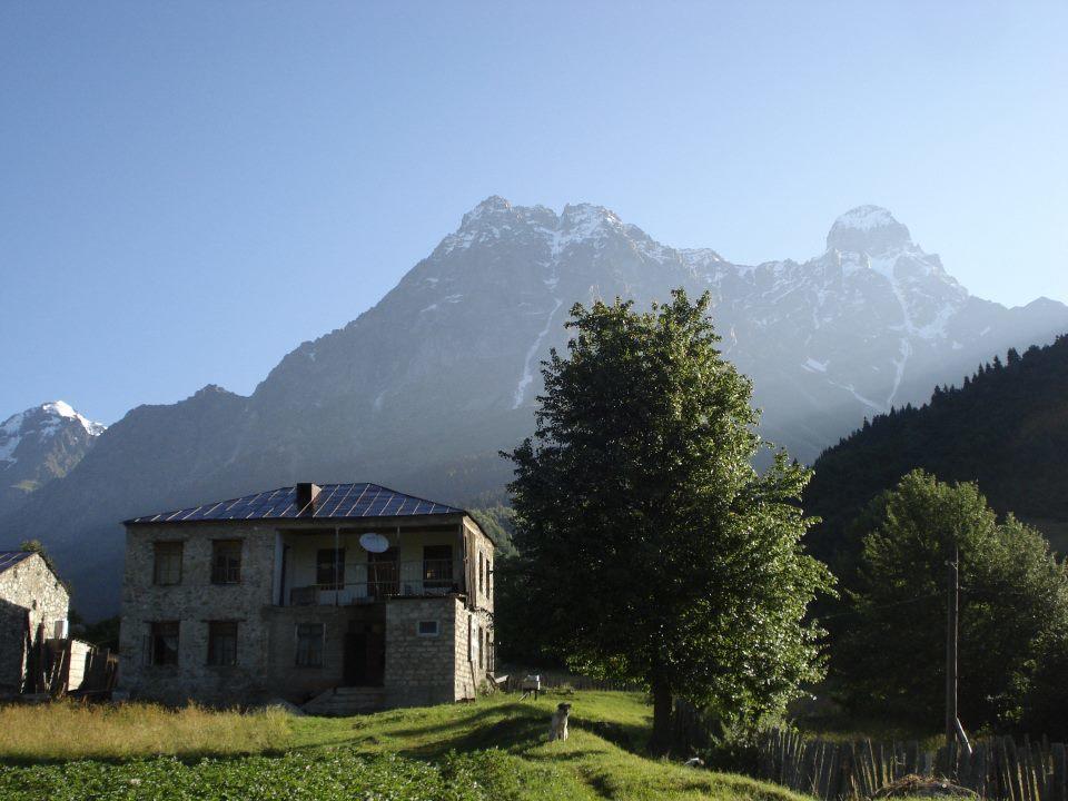 Peak Mazeri Guest House Exterior foto