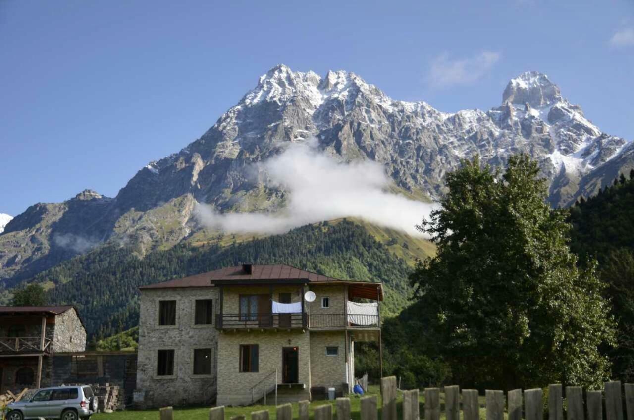 Peak Mazeri Guest House Exterior foto